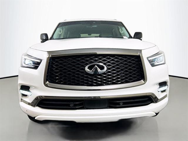 Photo of 2021 Moonstone White INFINITI QX80