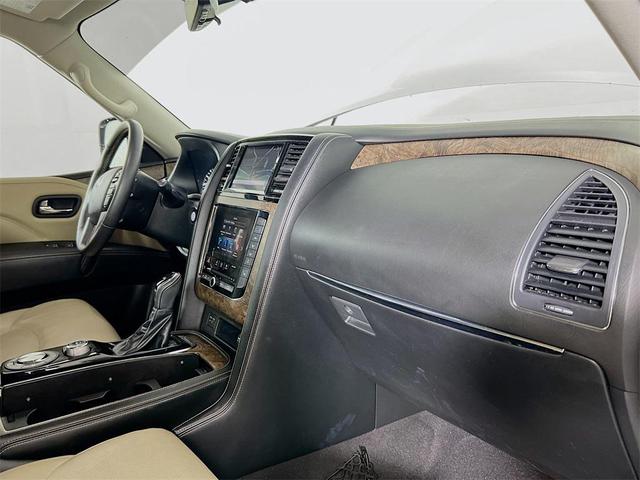 Photo of 2021 Moonstone White INFINITI QX80