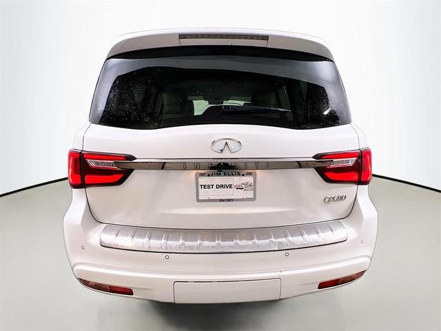 Photo of 2021 Moonstone White INFINITI QX80