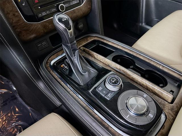 Photo of 2021 Moonstone White INFINITI QX80