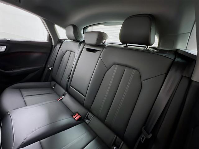 Photo of 2025 Arkona White Audi A5
