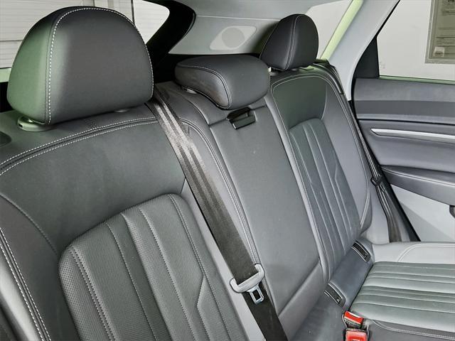 Photo of 2022 Gray Metallic Audi e-tron
