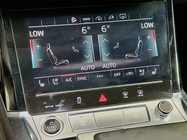 Photo of 2022 Gray Metallic Audi e-tron