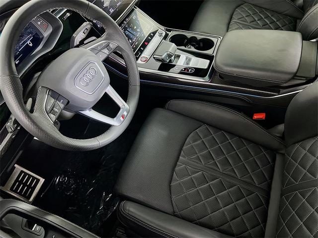 Photo of 2021 Orca Black Metallic Audi SQ8