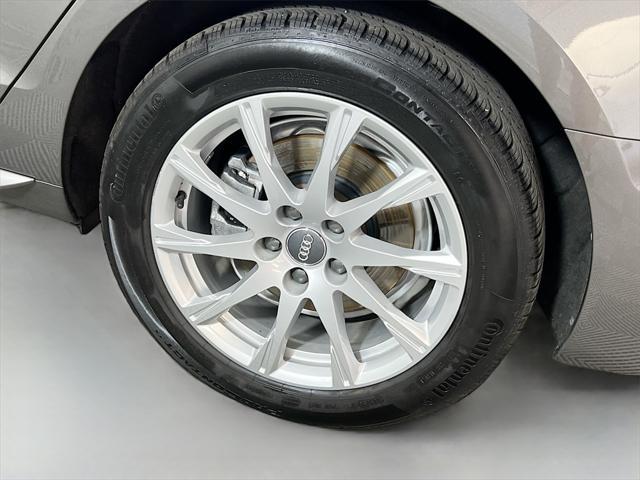 Photo of 2021 Gray Audi A4