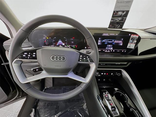Photo of 2025 Mythos Black Metallic Audi Q5