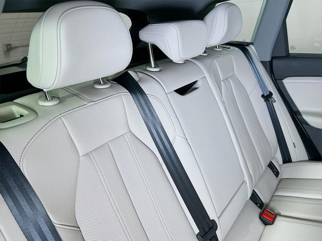 Photo of 2025 Glacier White Metallic Audi Q6 e-tron