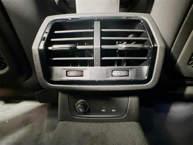 Photo of 2025 Daytona Gray Pearl Effect Audi Q3