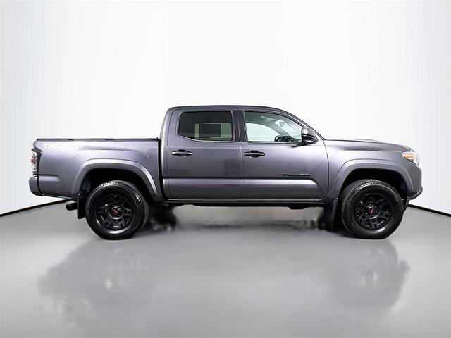 Photo of 2018 Magnetic Gray Metallic Toyota Tacoma