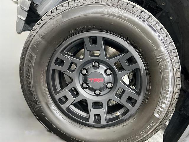 Photo of 2018 Magnetic Gray Metallic Toyota Tacoma
