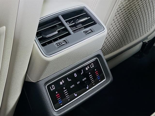 Photo of 2024 Mythos Black Metallic Audi Q8 e-tron