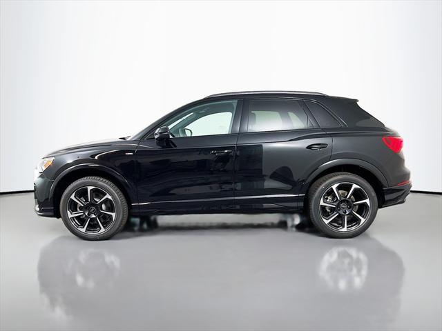 Photo of 2025 Mythos Black Metallic Audi Q3
