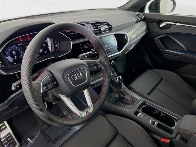 Photo of 2025 Mythos Black Metallic Audi Q3