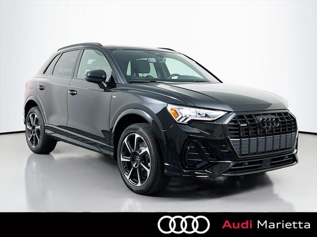 Photo of 2025 Mythos Black Metallic Audi Q3