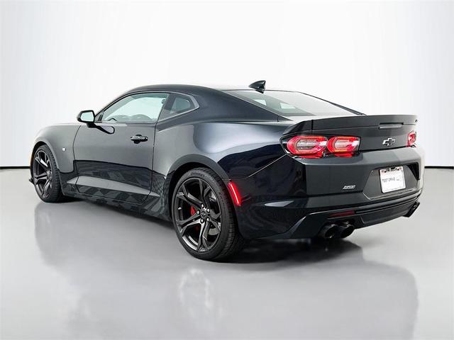Photo of 2021 Black Chevrolet Camaro
