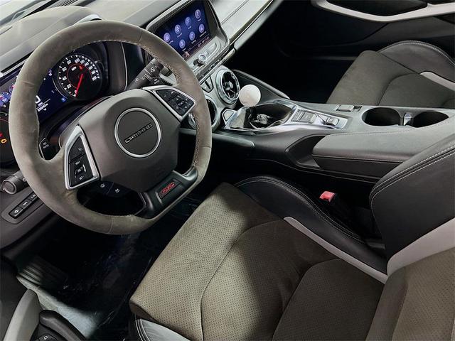 Photo of 2021 Black Chevrolet Camaro