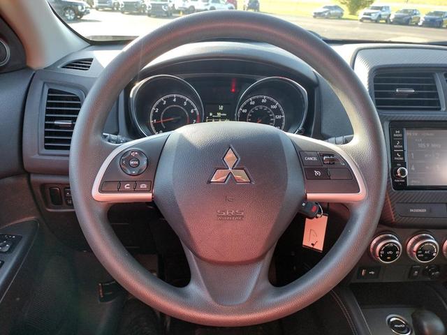 Photo of 2023 Sunshine Orange Metallic Mitsubishi Outlander Sport