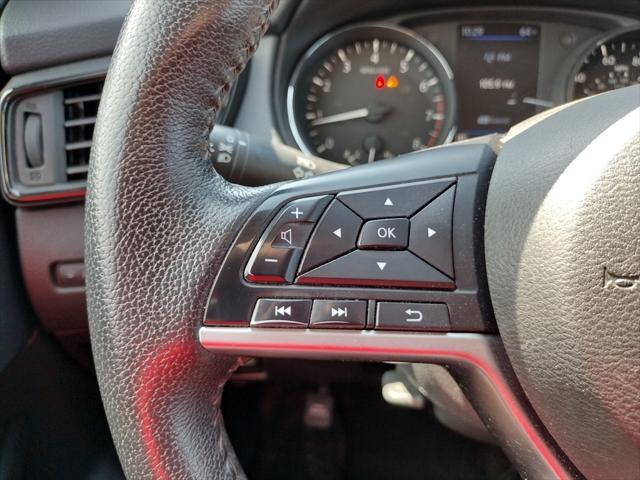 Photo of 2020 Magnetic Black Pearl Nissan Rogue