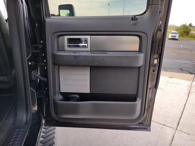 Photo of 2014 Tuxedo Black Metallic Ford F-150