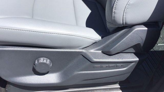 Photo of 2026 Oxford White Ford F-350