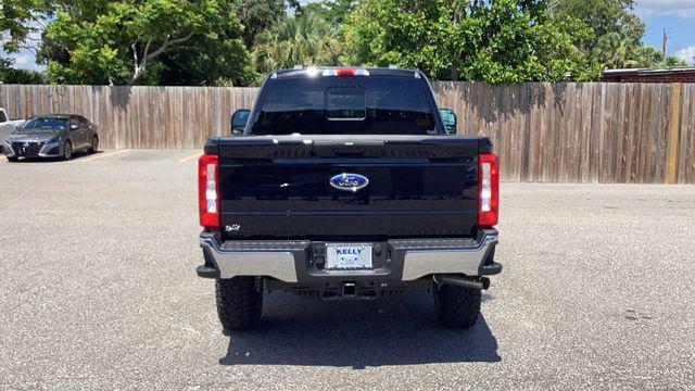 Photo of 2025 Agate Black Metallic Ford F-250