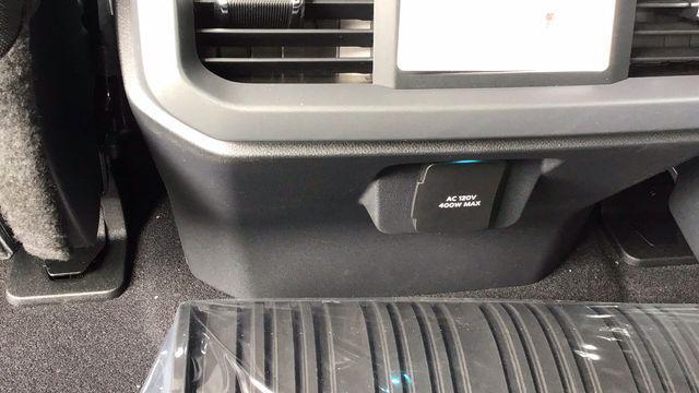 Photo of 2025 Agate Black Metallic Ford F-150