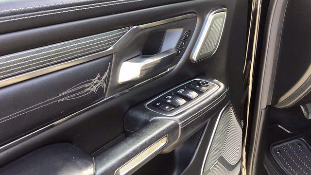 Photo of 2020 Diamond Black Crystal Pearlcoat RAM 1500
