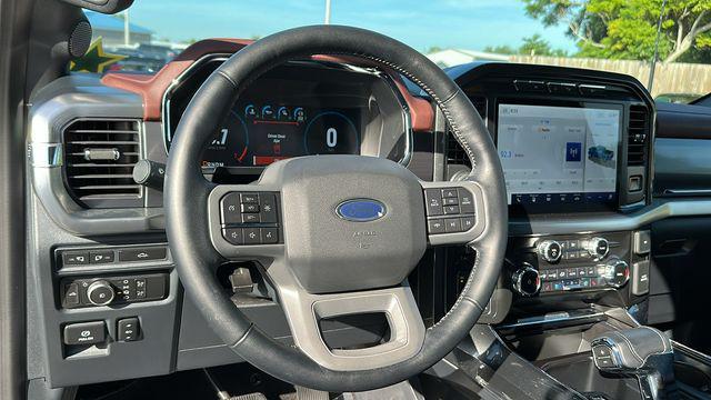 Photo of 2022 Iconic Silver Metallic Ford F-150