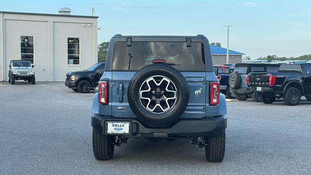 Photo of 2025 Azure Gray Metallic Tri-Coat Ford Bronco