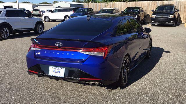 Photo of 2023 Intense Blue Hyundai ELANTRA