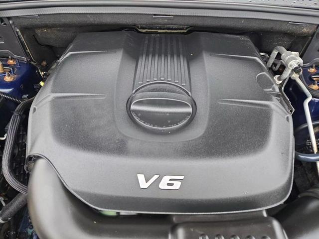 Photo of 2014 Blue Jeep Grand Cherokee