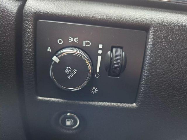 Photo of 2014 Blue Jeep Grand Cherokee