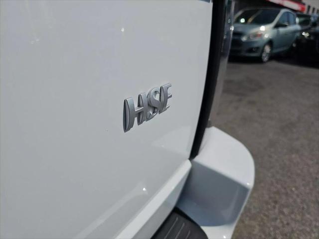 Photo of 2012 Fuji White Land Rover Range Rover