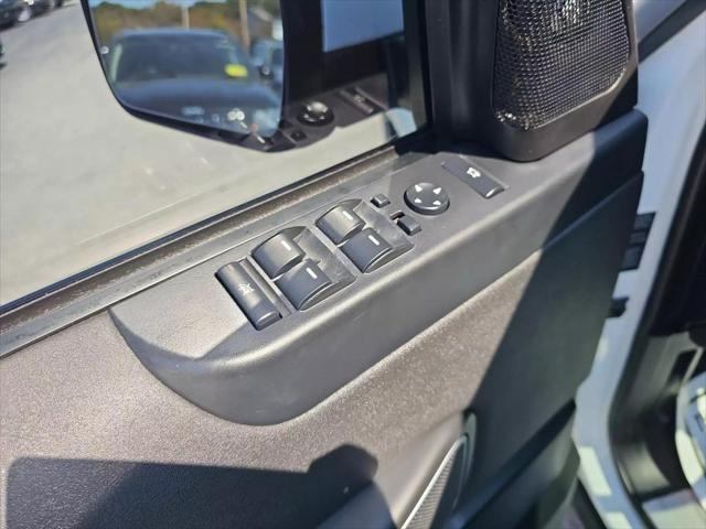 Photo of 2012 Fuji White Land Rover Range Rover
