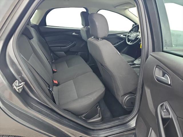Photo of 2016 Gray Ford Focus