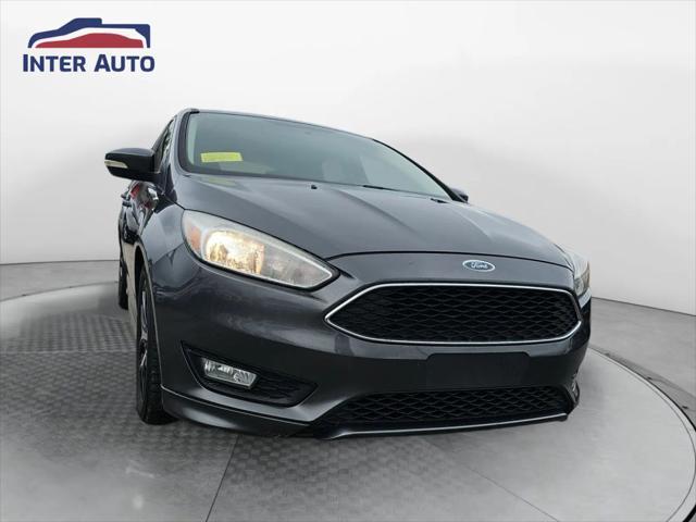 Photo of 2016 Gray Ford Focus