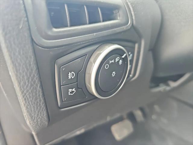 Photo of 2016 Gray Ford Focus