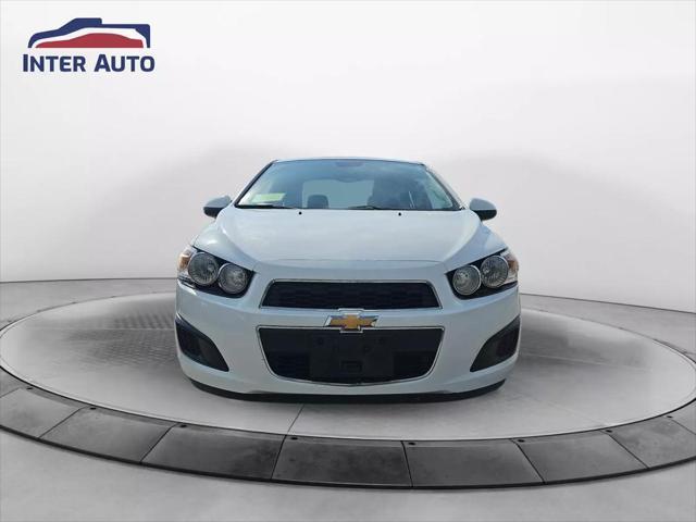 Photo of 2013 Summit White Chevrolet Sonic