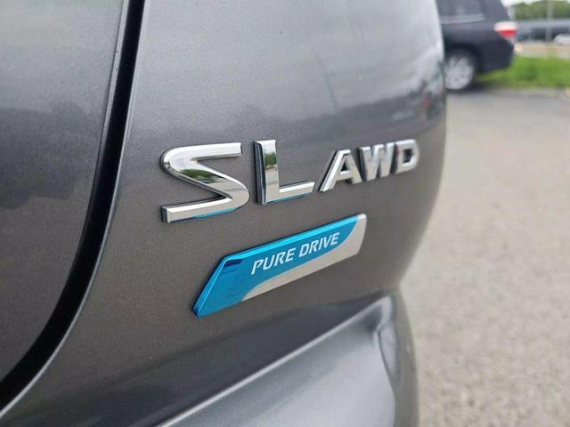 Photo of 2013 Gun Metallic Nissan Juke