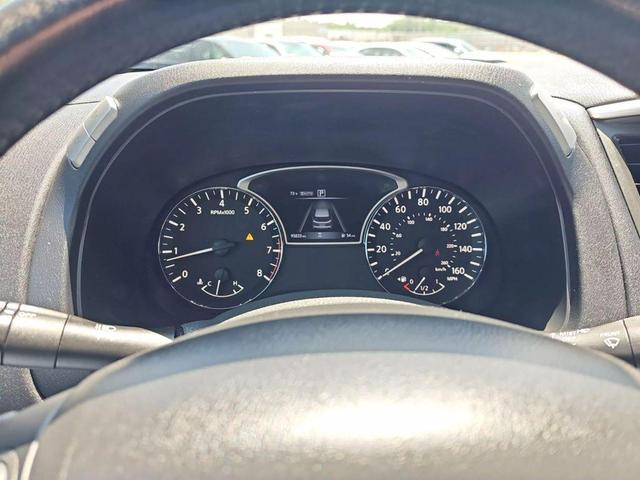 Photo of 2018 Brilliant Silver Nissan Pathfinder