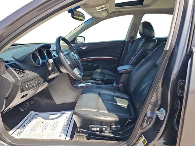 Photo of 2007 Gray Nissan Maxima