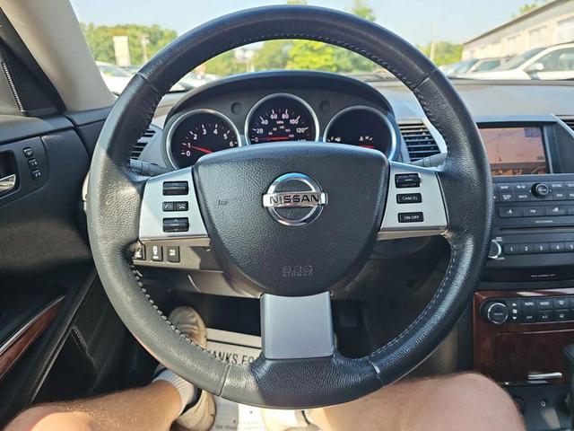Photo of 2007 Gray Nissan Maxima