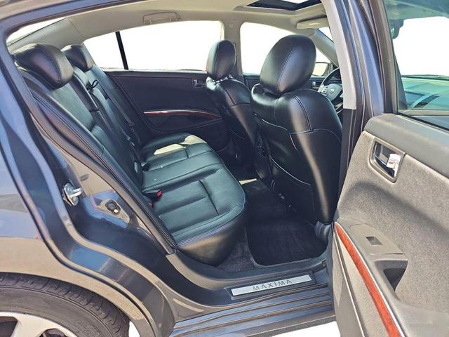 Photo of 2007 Gray Nissan Maxima