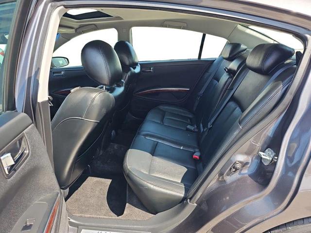 Photo of 2007 Gray Nissan Maxima