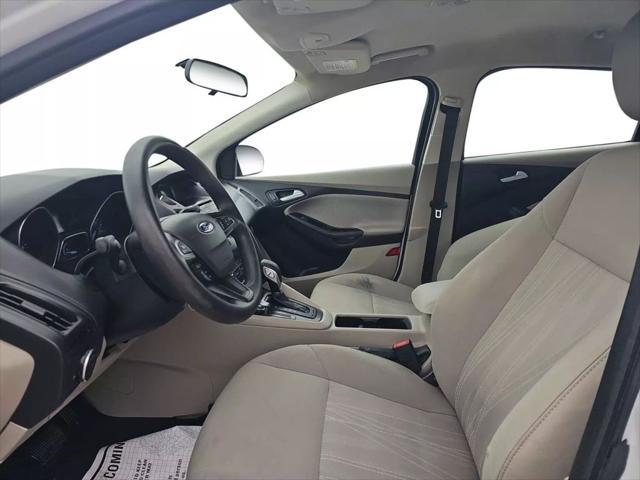 Photo of 2017 Oxford White Ford Focus