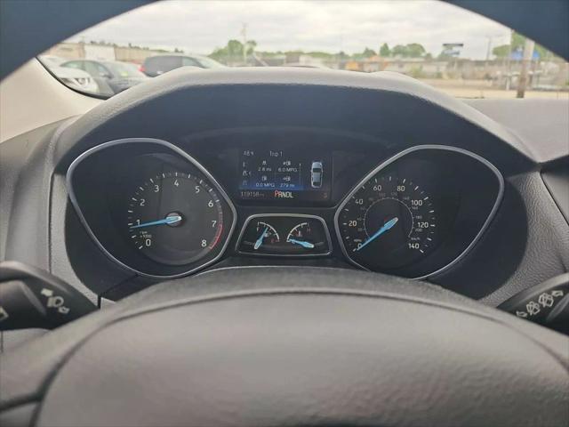 Photo of 2017 Oxford White Ford Focus
