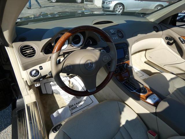 Photo of 2009 Black Mercedes-Benz SL-Class