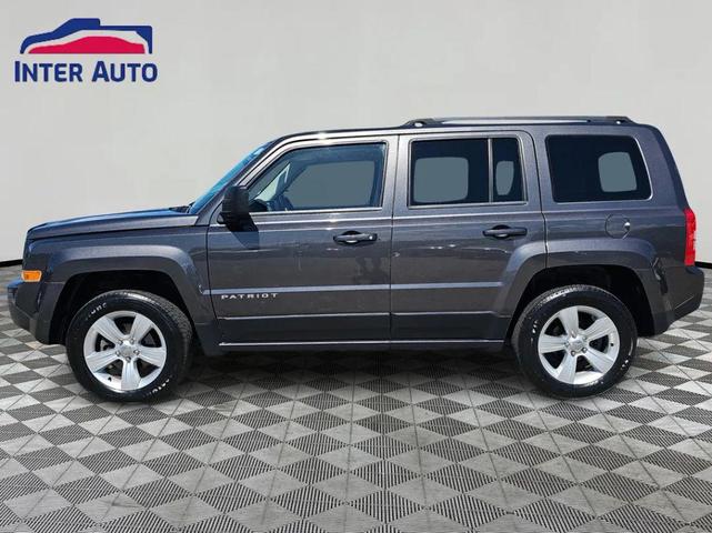 Photo of 2014 Deep Cherry Red Crystal Pearlcoat Jeep Patriot