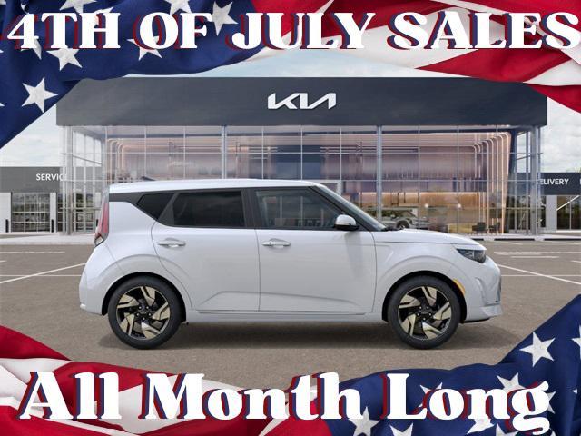 Photo of 2025 Snow White Pearl Kia Soul