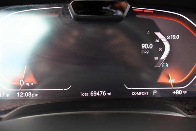 Photo of 2019 Black Sapphire Metallic BMW X7